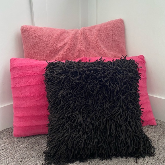 Pillow set - Picture 1 of 1